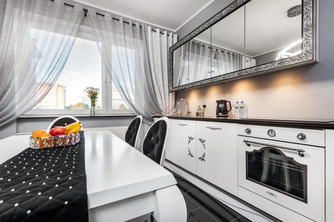 Apartamenty Swietojanskie กดิเนีย ภายนอก รูปภาพ