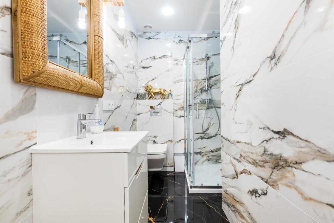 Apartamenty Swietojanskie กดิเนีย ภายนอก รูปภาพ